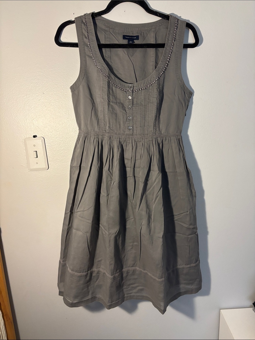 Tommy Hilfiger Grey Scoop Neck Sleeveless Lined 100% Cotton Dress Size 2
